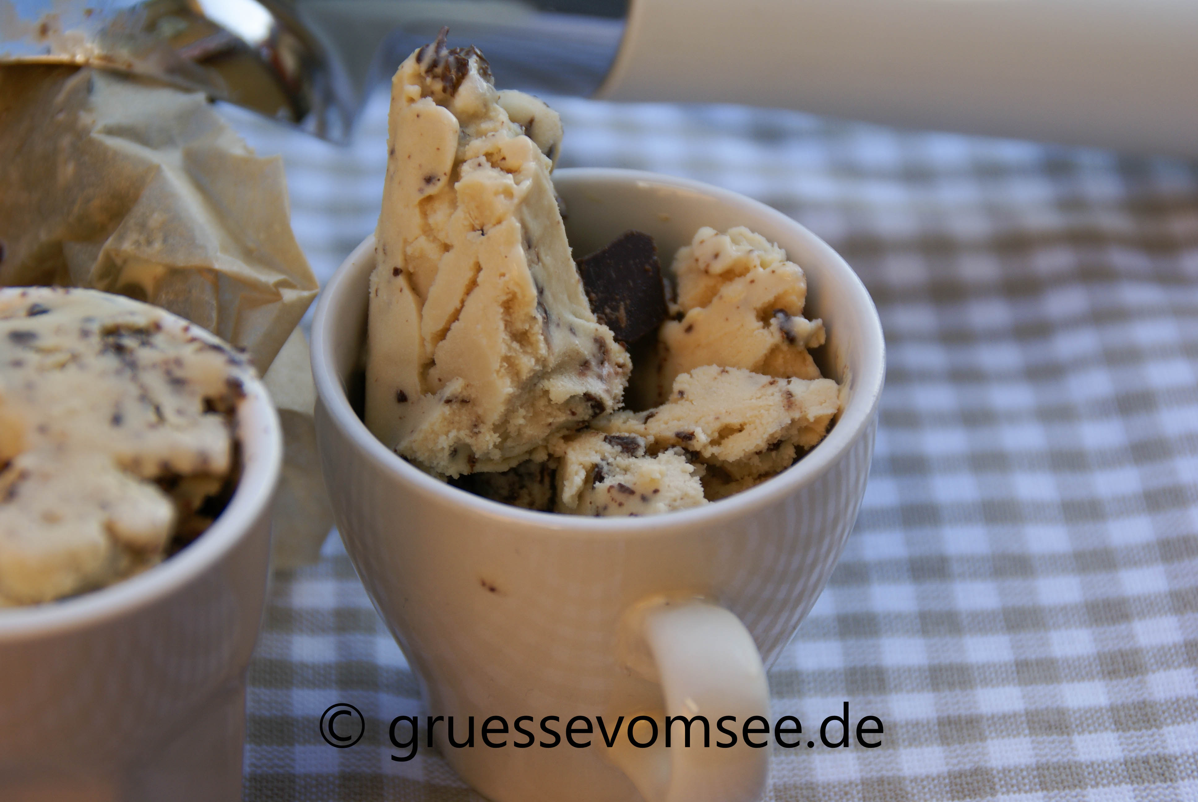 Eiscreme_Kaffee_Joghurt_Gruessevomsee