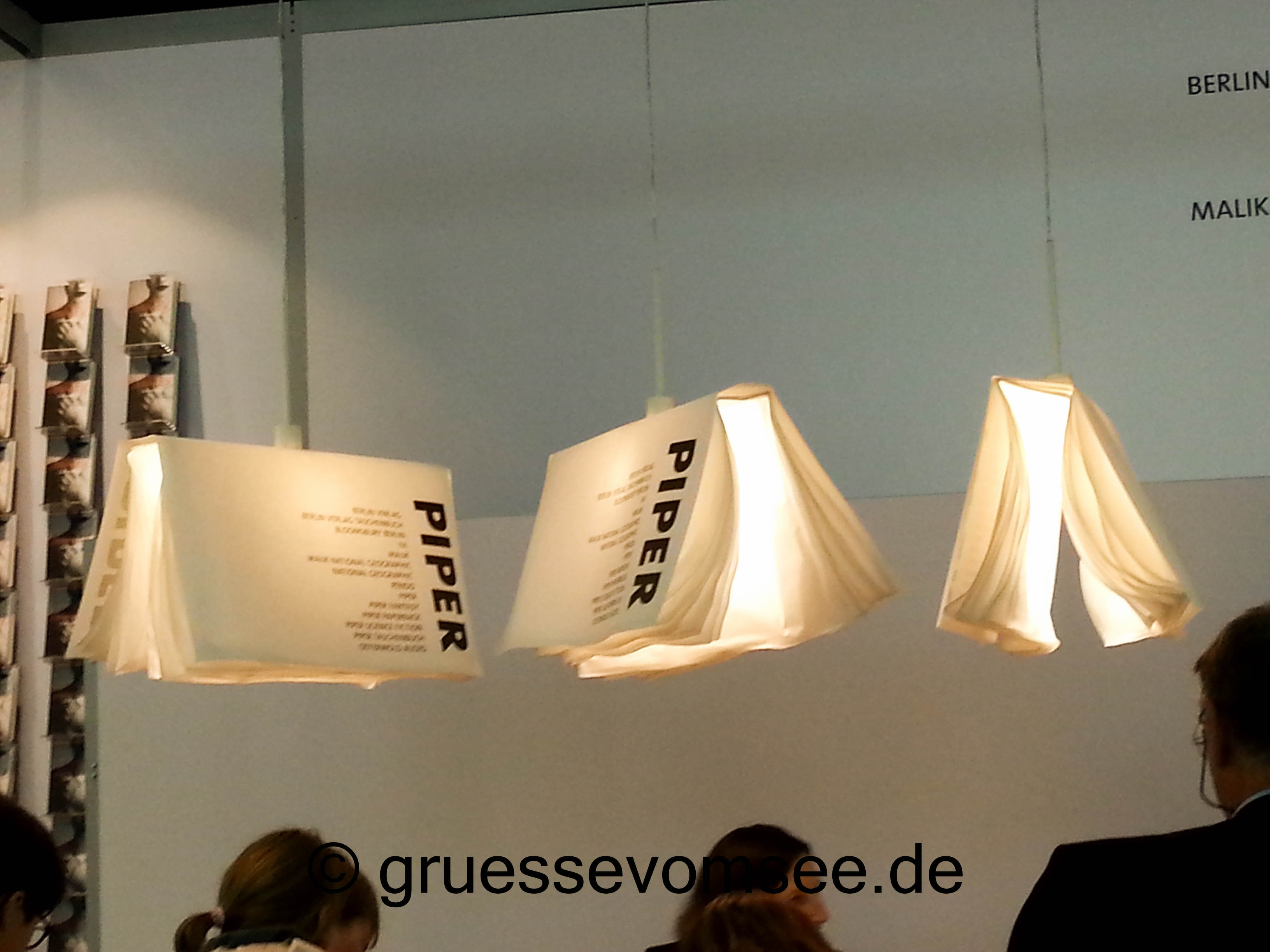 Buchmesse_Frankfurt_2015_Lampen_Piperverlag
