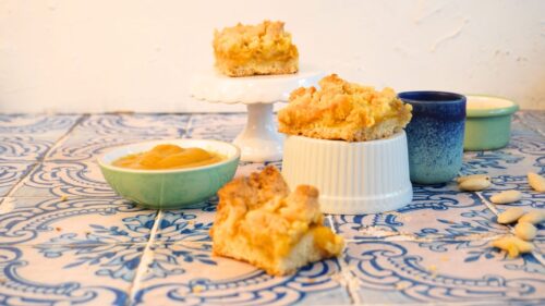 2-glutenfreier-kuchen-mit-apfelmark-mango-streussel