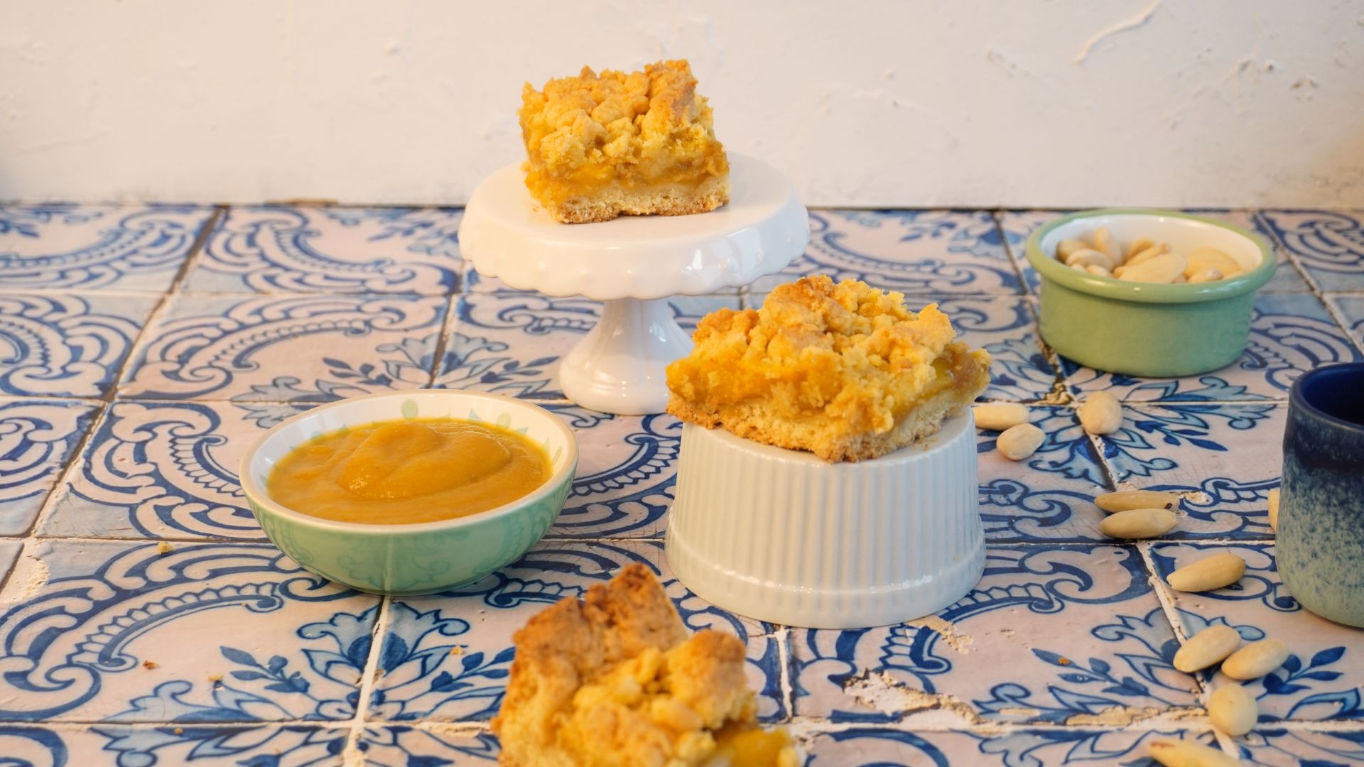 glutenfreier-kuchen-mit-apfelmark-mango-streussel glutenfreier-kuchen-mit-apfelmark-mango-streussel