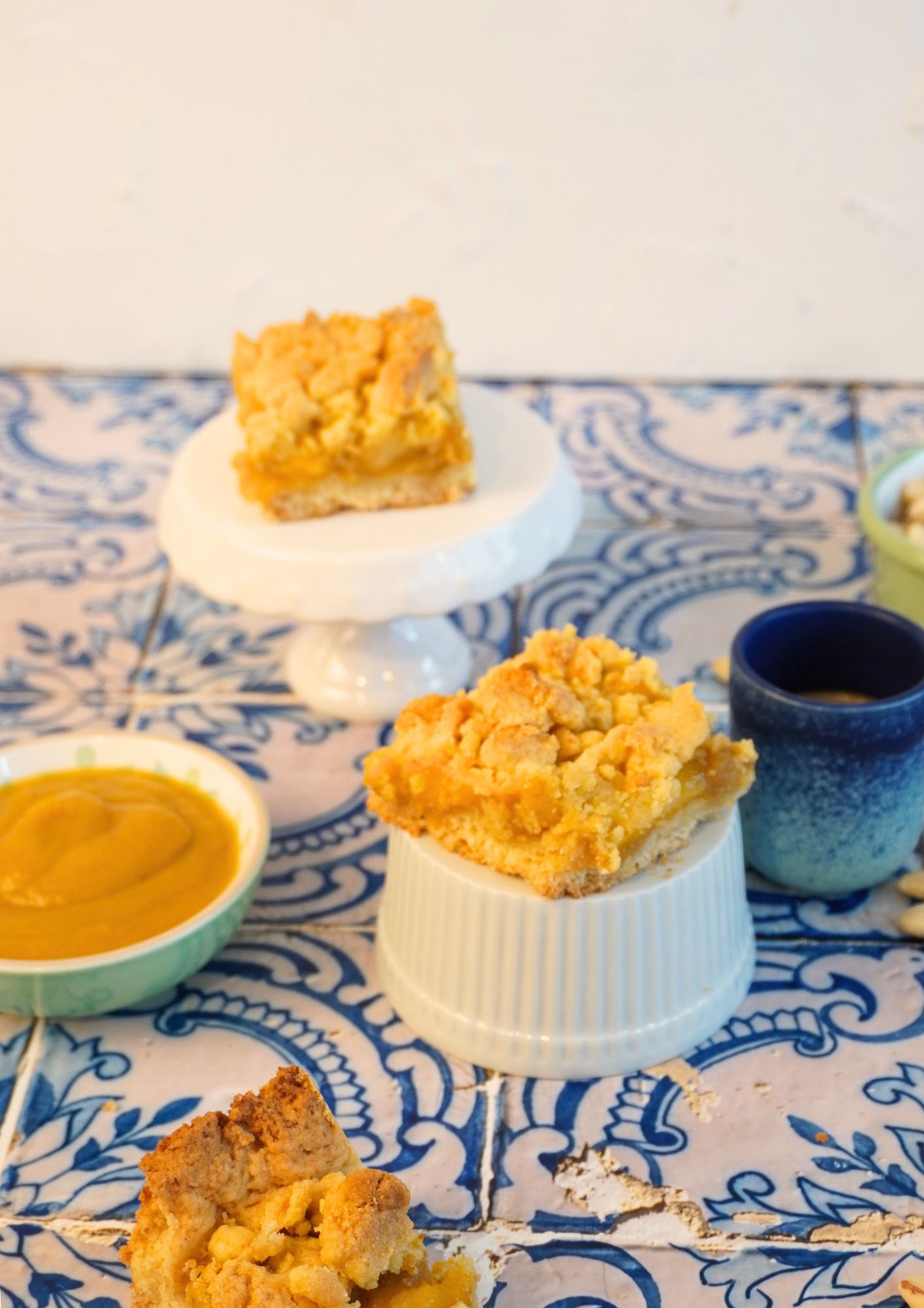 glutenfreier-kuchen-mit-apfelmark-mango-streussel-1 glutenfreier-kuchen-mit-apfelmark-mango-streussel