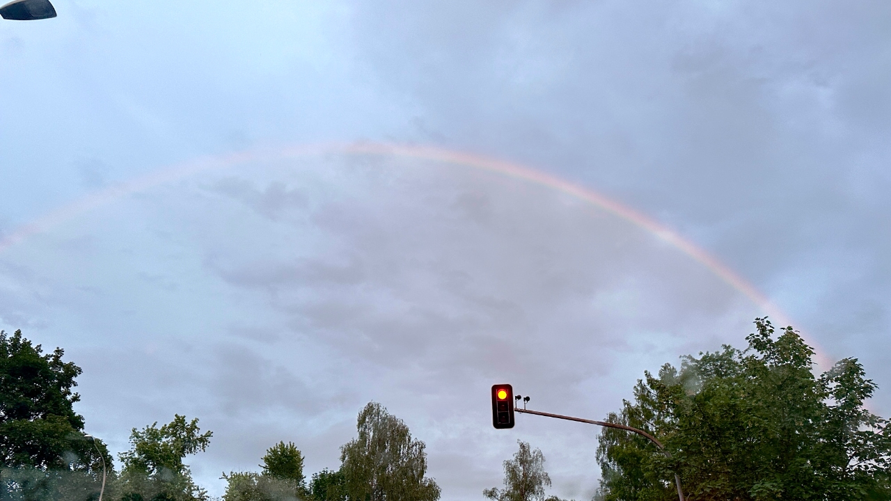 gluecksmomente-juni-blog-gruessevomsee- regenbogen